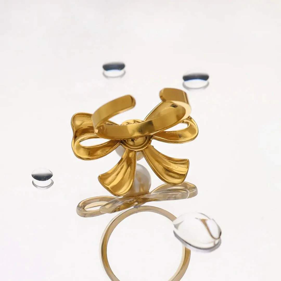A Pearl Of Bow Ring - Image 4