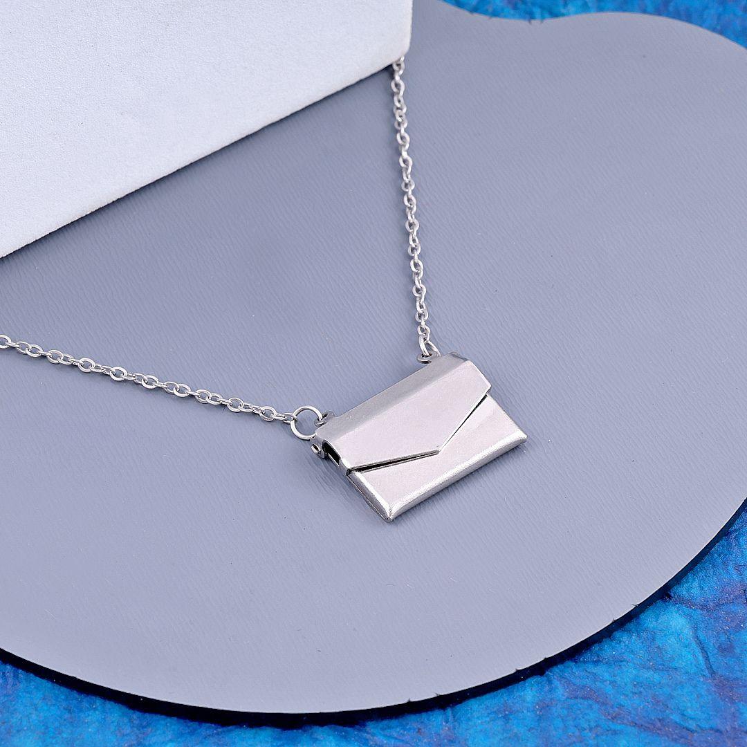 Enchant Chain Necklace - Image 4