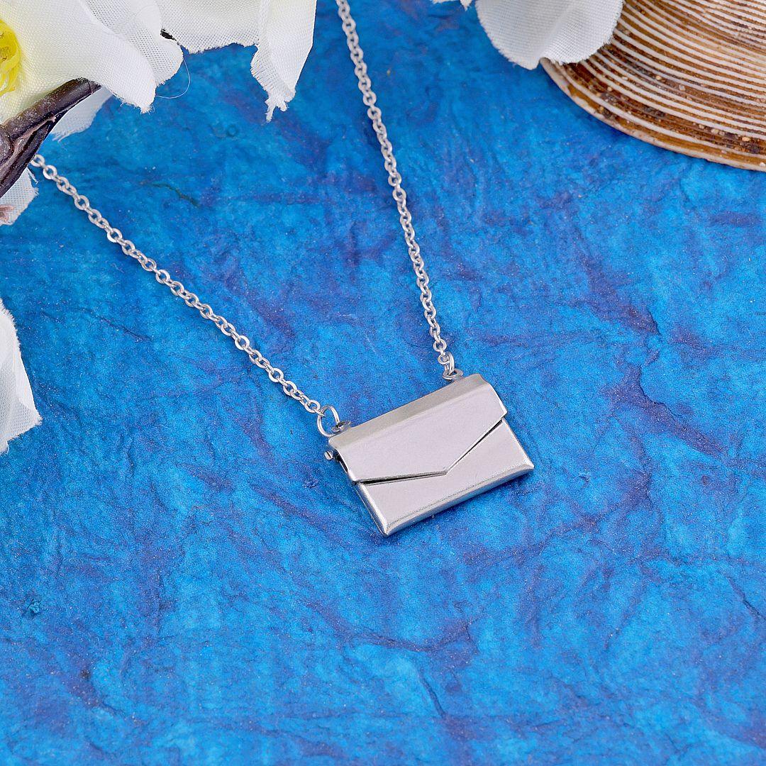 Enchant Chain Necklace - Image 5