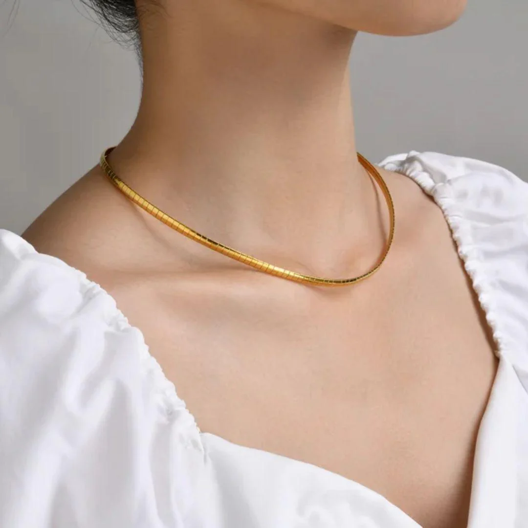 Blind Date Statement Necklace - Image 2