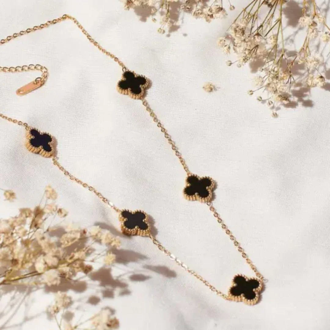 Dazzle Star Necklace - Image 3