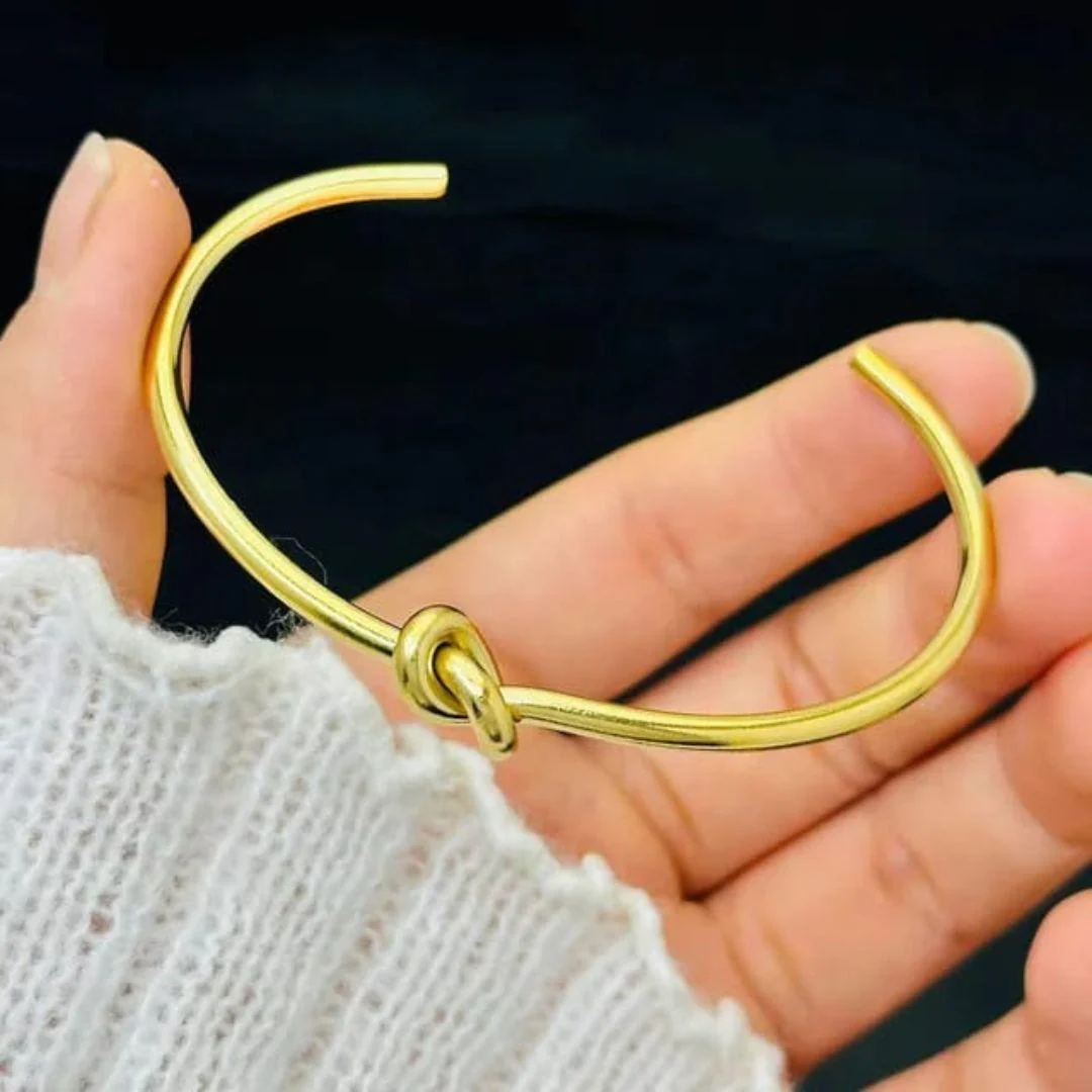 Knot Statement Neckpiece And Bracelet - Image 7