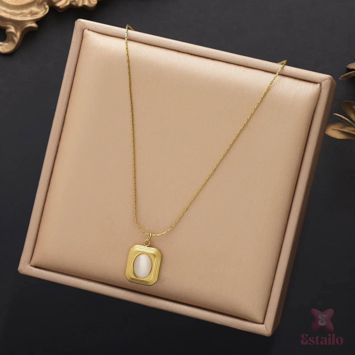Chic Horizon Necklace