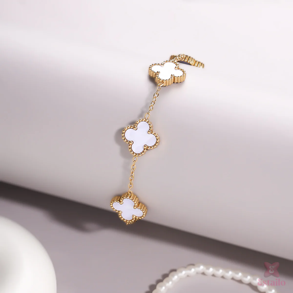 Clover Grace Chain Bracelet - Image 7