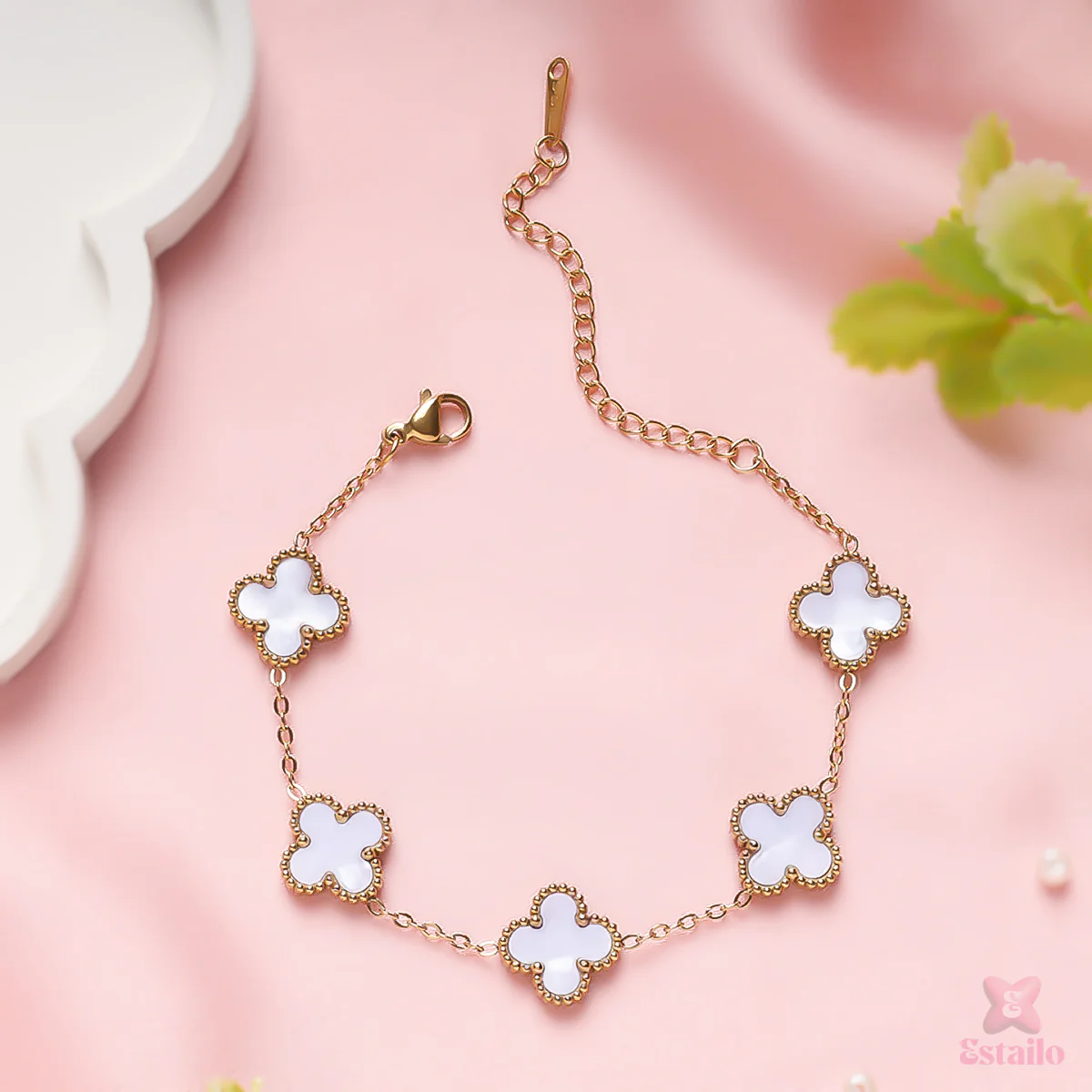 Clover Grace Chain Bracelet - Image 9