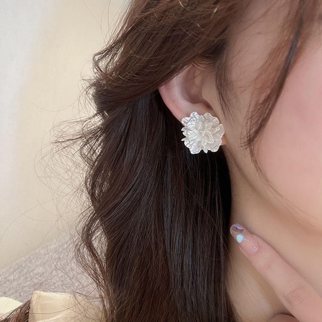 As Fresh Daisy Earrings - Image 3
