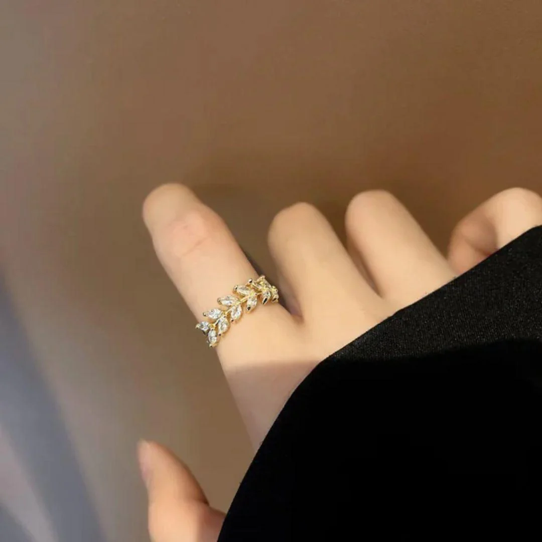 Dazzling Dainty Leaf Ring - Image 3