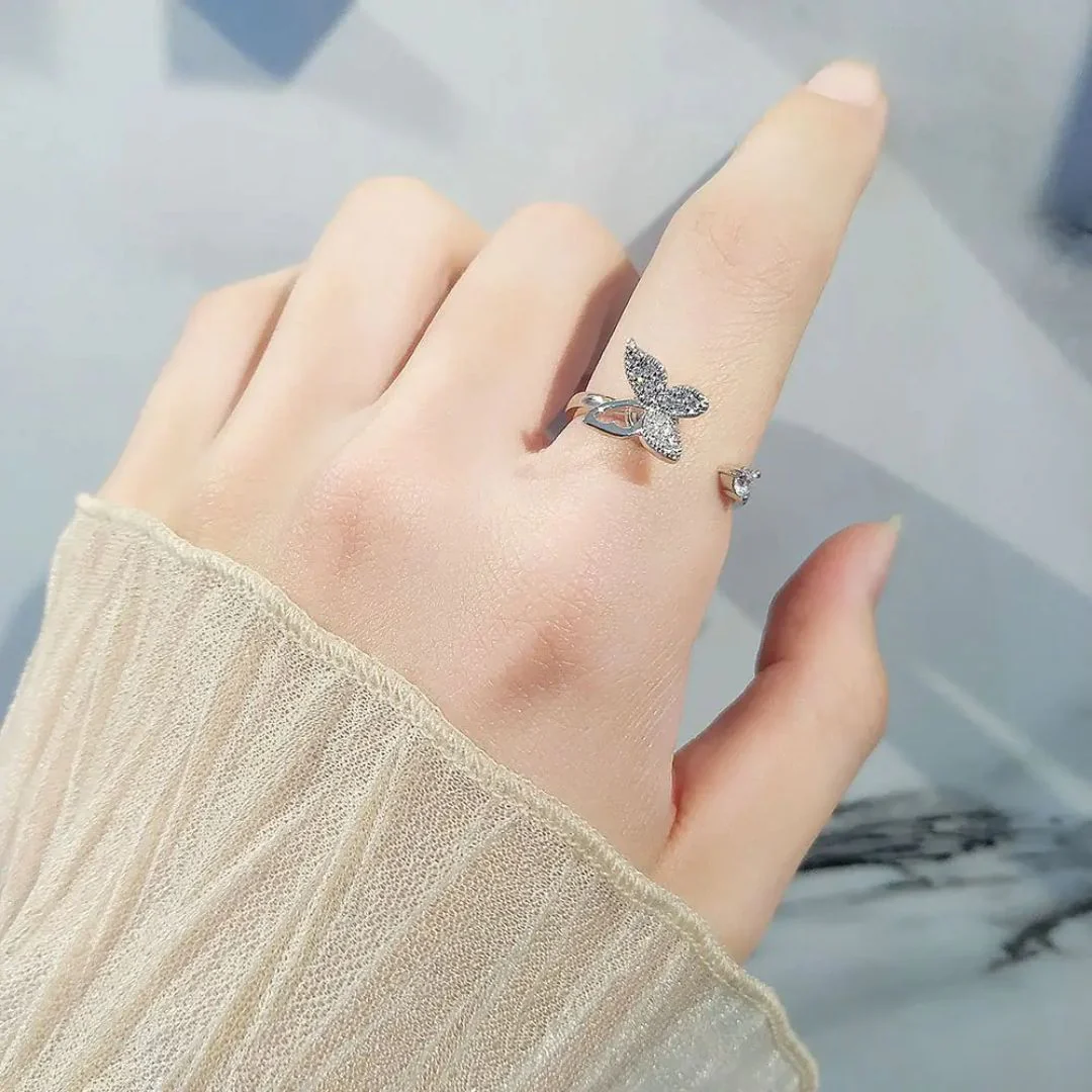 Dazzle Flutter Ring - Image 2