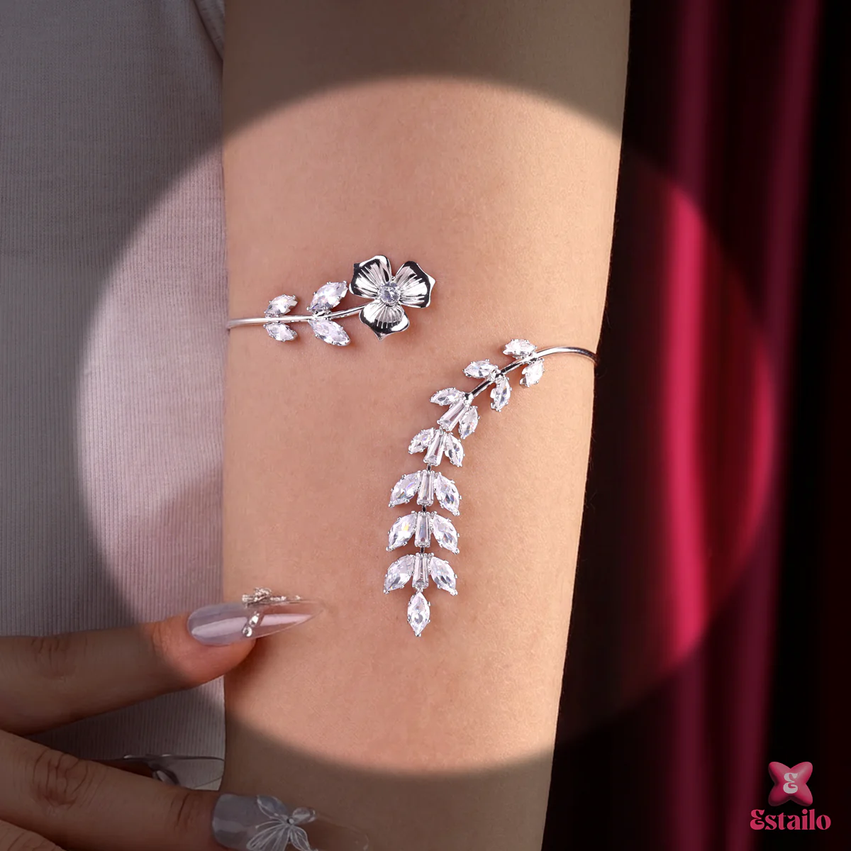 Crystal Glamour Solitaire Arm Cuff - Image 3