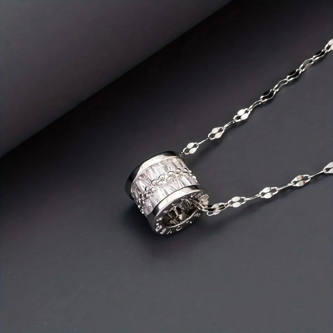 Chic Glow Bling Necklace - Image 5