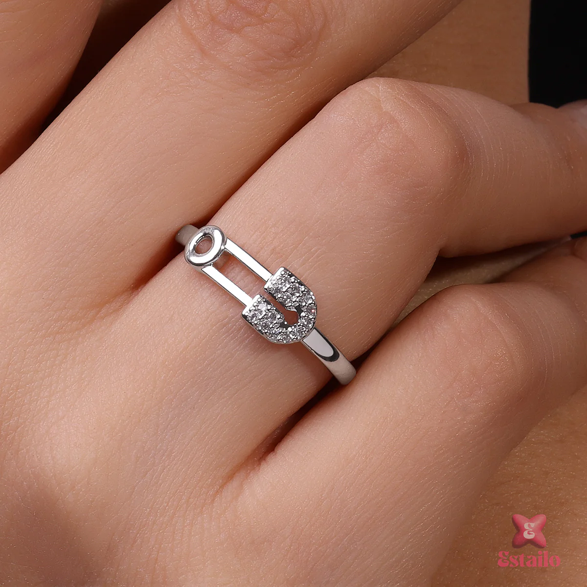 Edgy Glamour Ring - Image 4