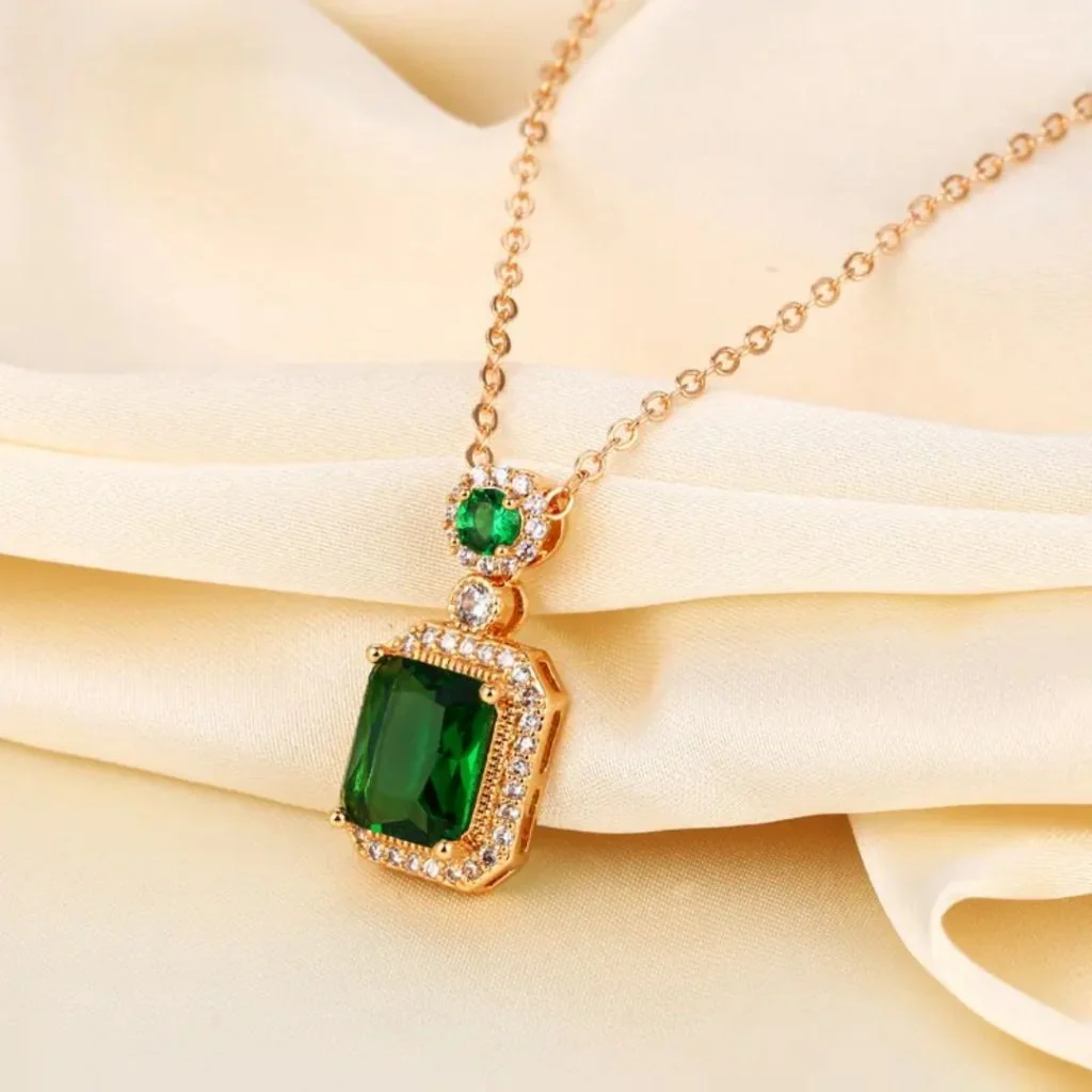 Emerald Drip Necklace - Image 3