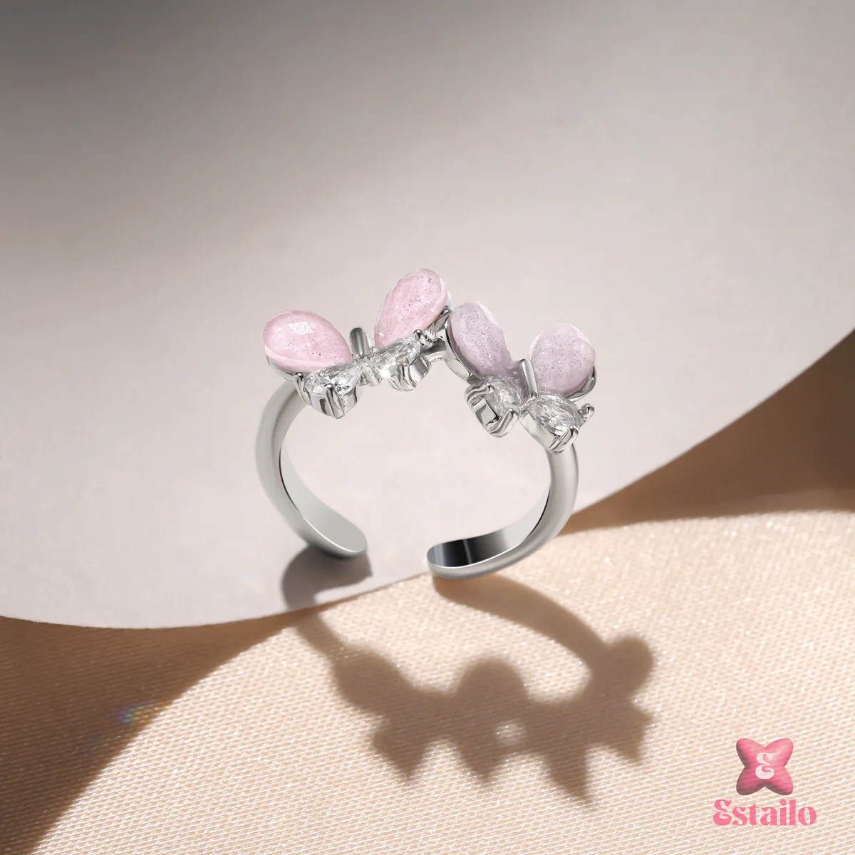 Fluttering Heart Ring - Image 3