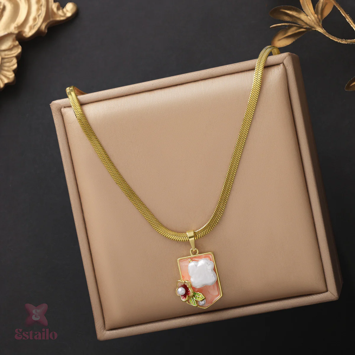 Gardenia Glow Necklace - Image 2