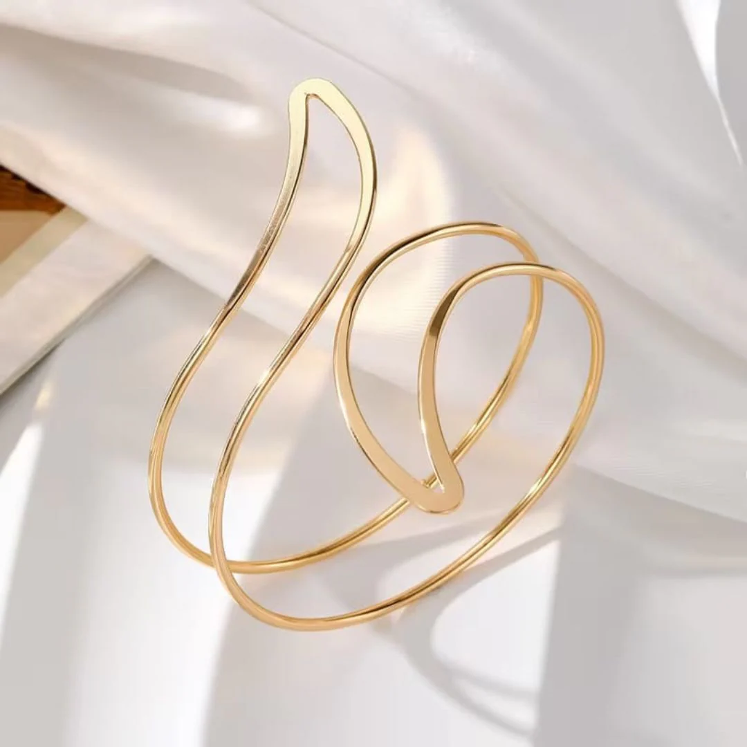 Gilded S-Curve Arm Cuff - Image 4