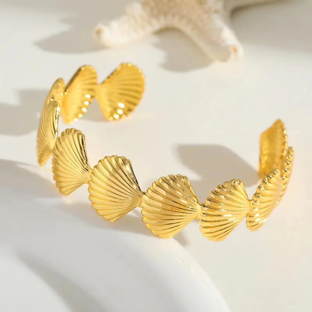 Gilded Shell Bracelet - Image 3