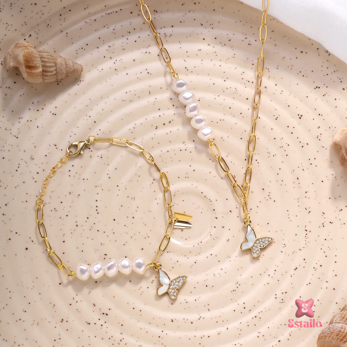 Gilded Wings Necklace Set - Image 2