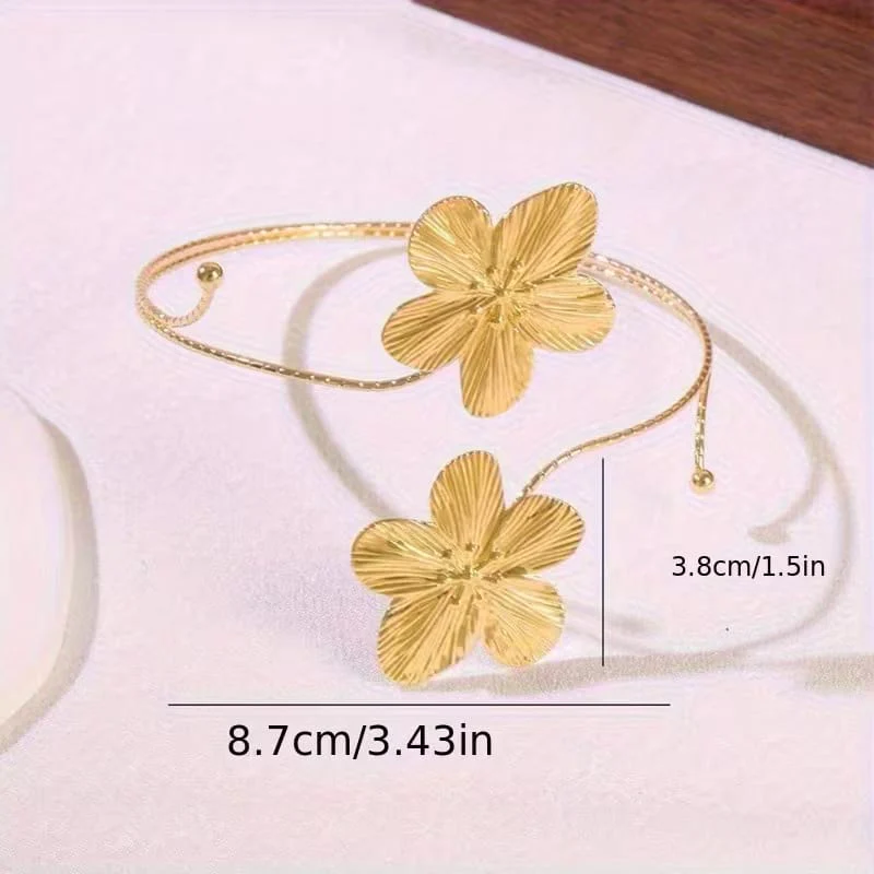 Golden Dual Flower Arm Cuff - Image 4