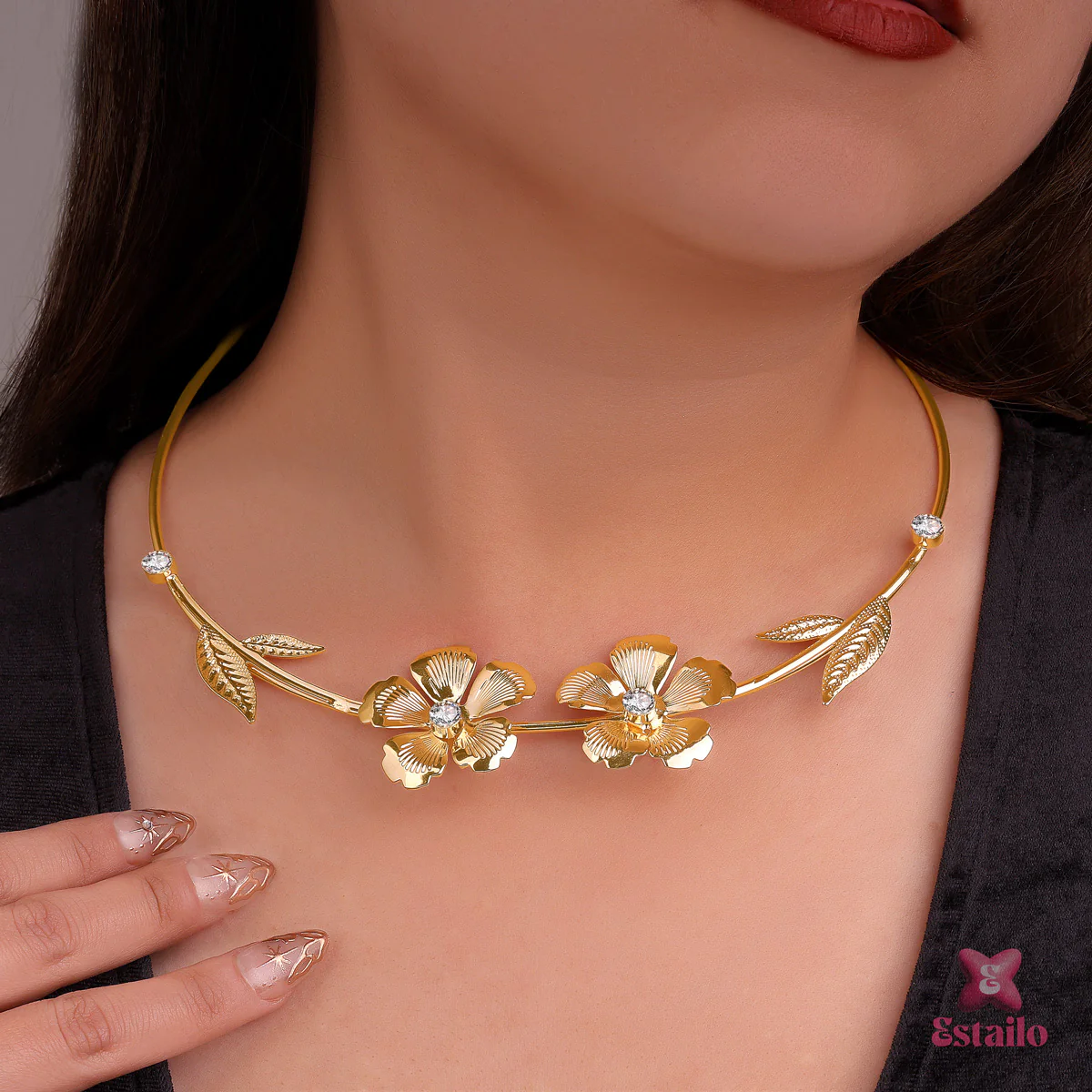 Golden Floral Cuff Necklace - Image 2