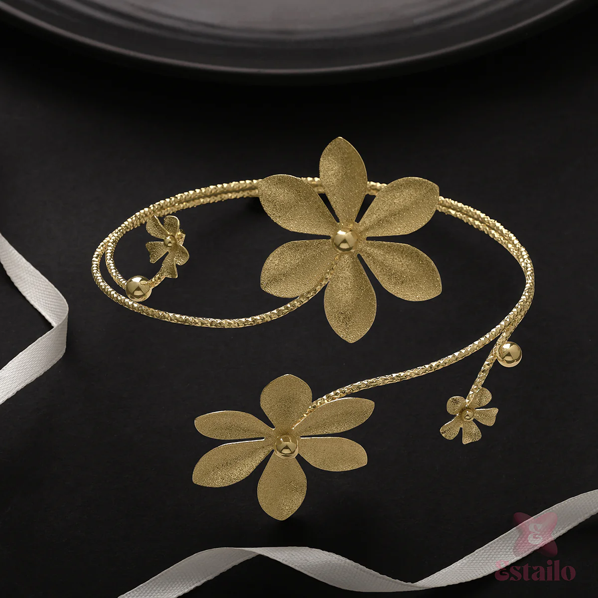 Golden Floral Upper Arm Cuff - Image 2