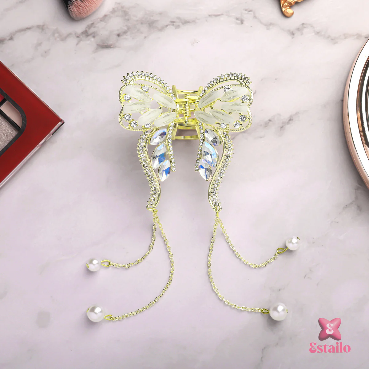 Golden Flutter Charm Claw - Image 3