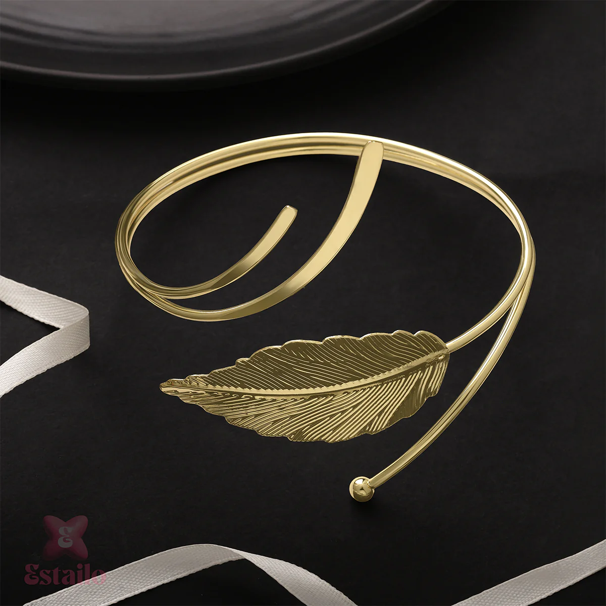 Golden Leaf Arm Cuff - Image 3