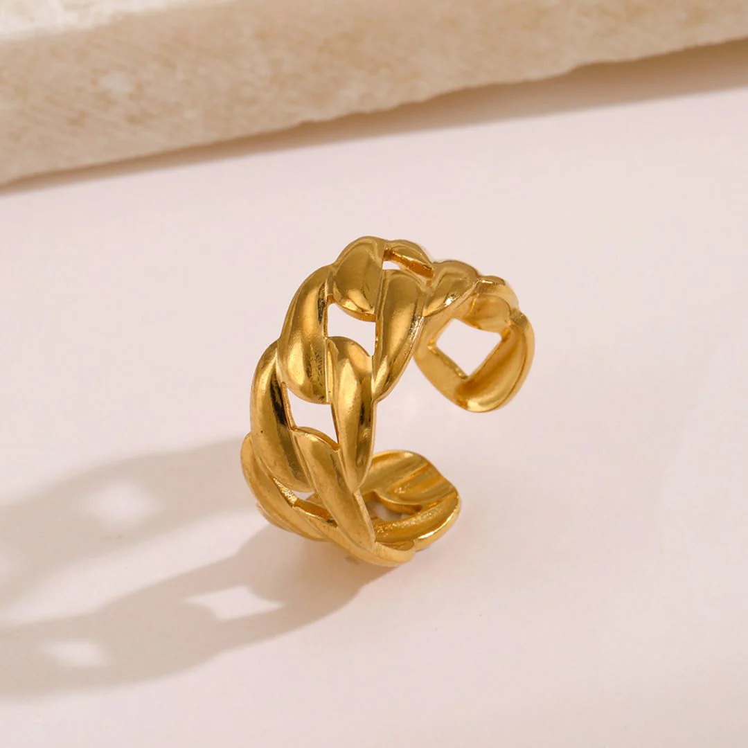 Golden Linked Ring