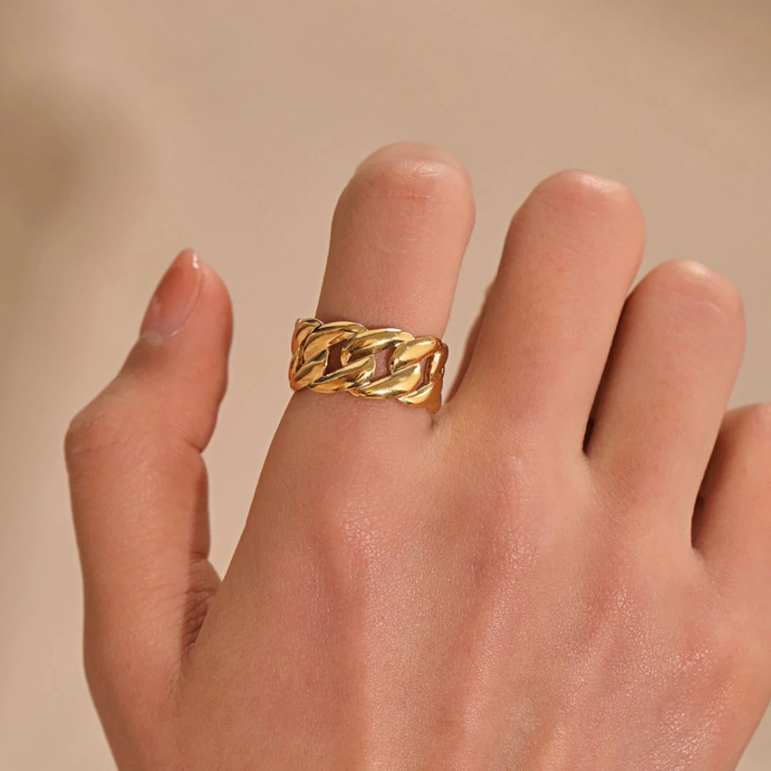 Golden Linked Ring - Image 5