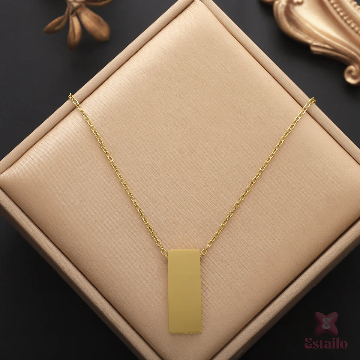 Golden Noble Glow Necklace