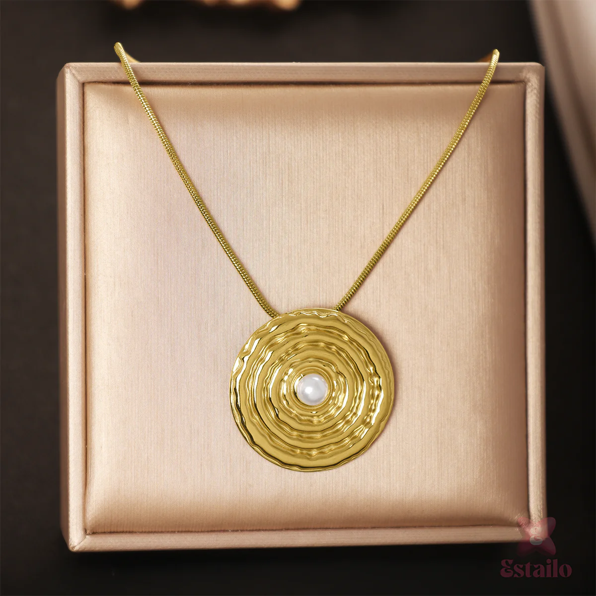 Golden Ripple Pearl Necklace - Image 2