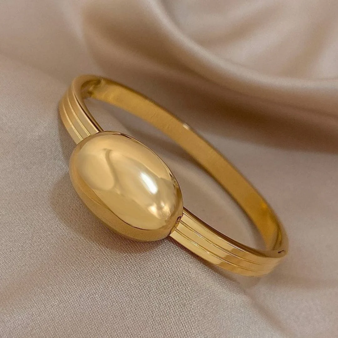 Halo Oval Bracelet - Image 2