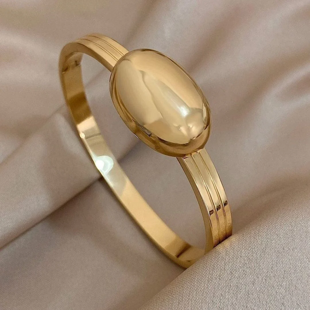 Halo Oval Bracelet - Image 3