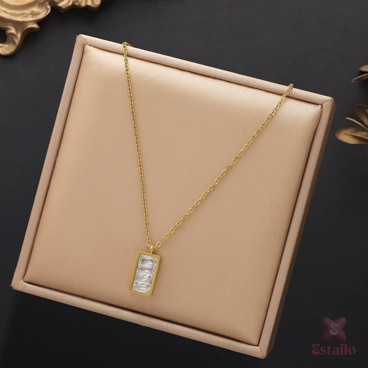 Heritage Bar Necklace