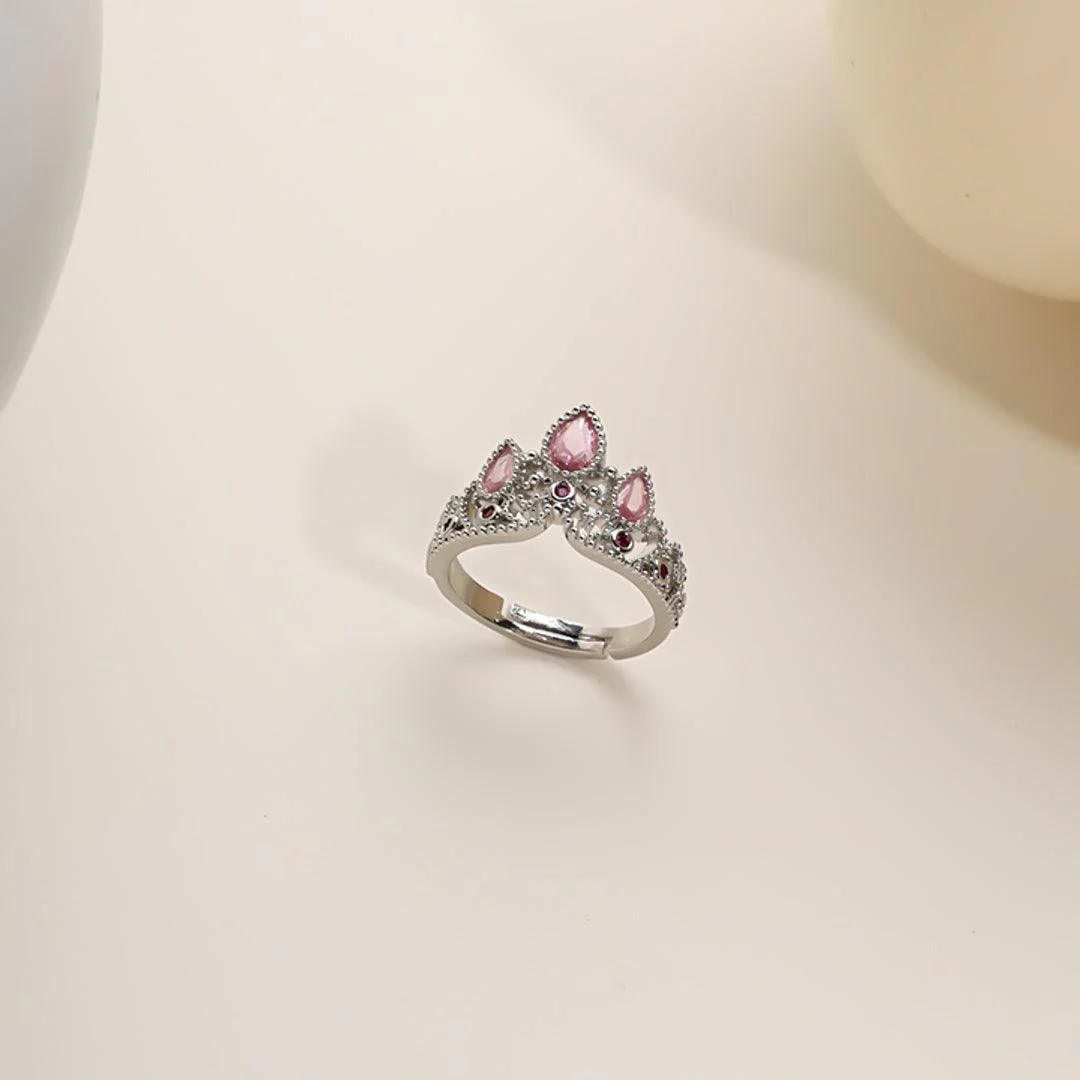 Love's Royalty Rings - Image 2