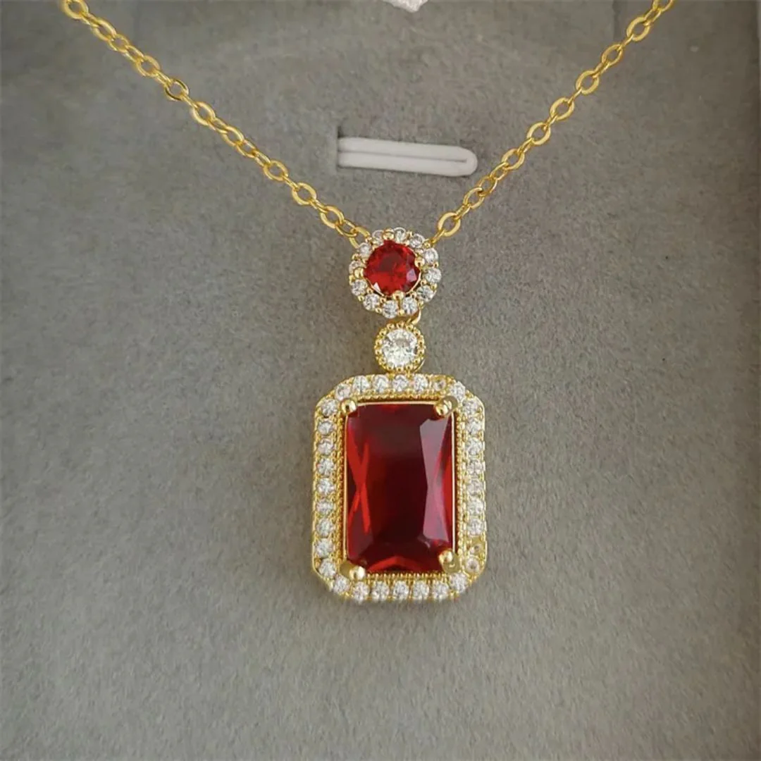 Lustre of Quinn Necklace - Image 2