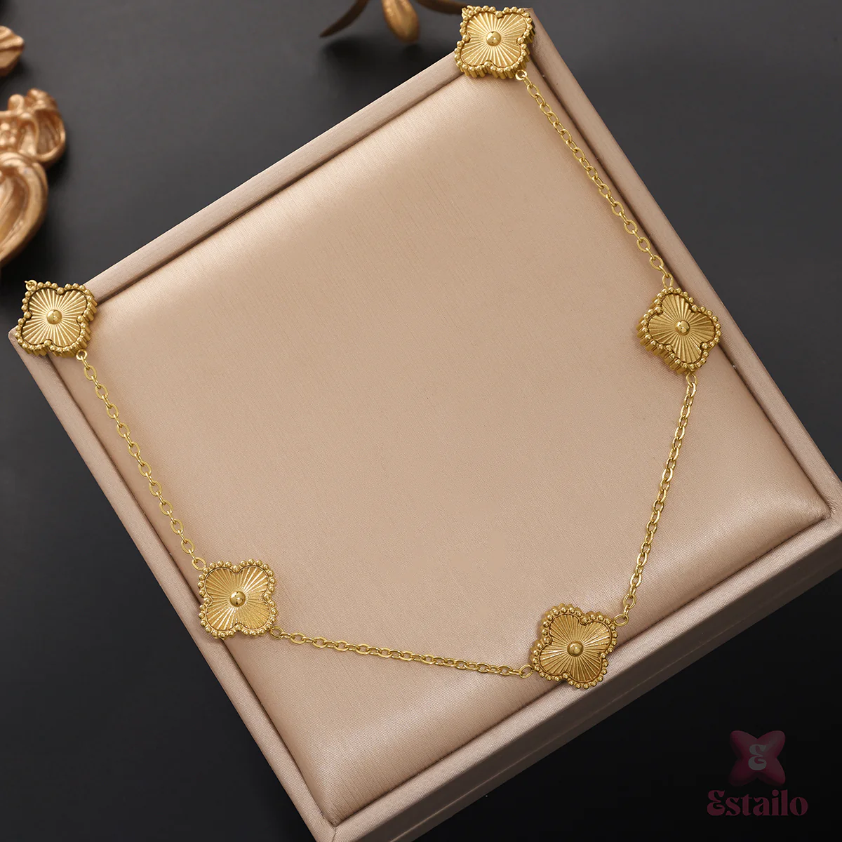 Luxe Clover Lumina Necklace - Image 2