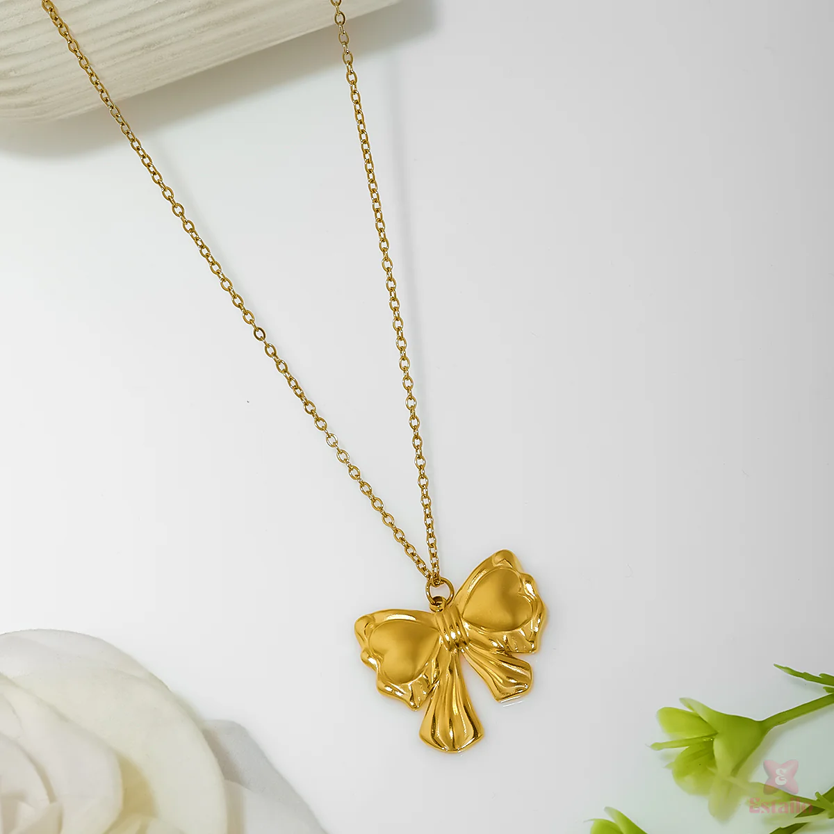 Luxe Gold Ribbon Necklace - Image 3