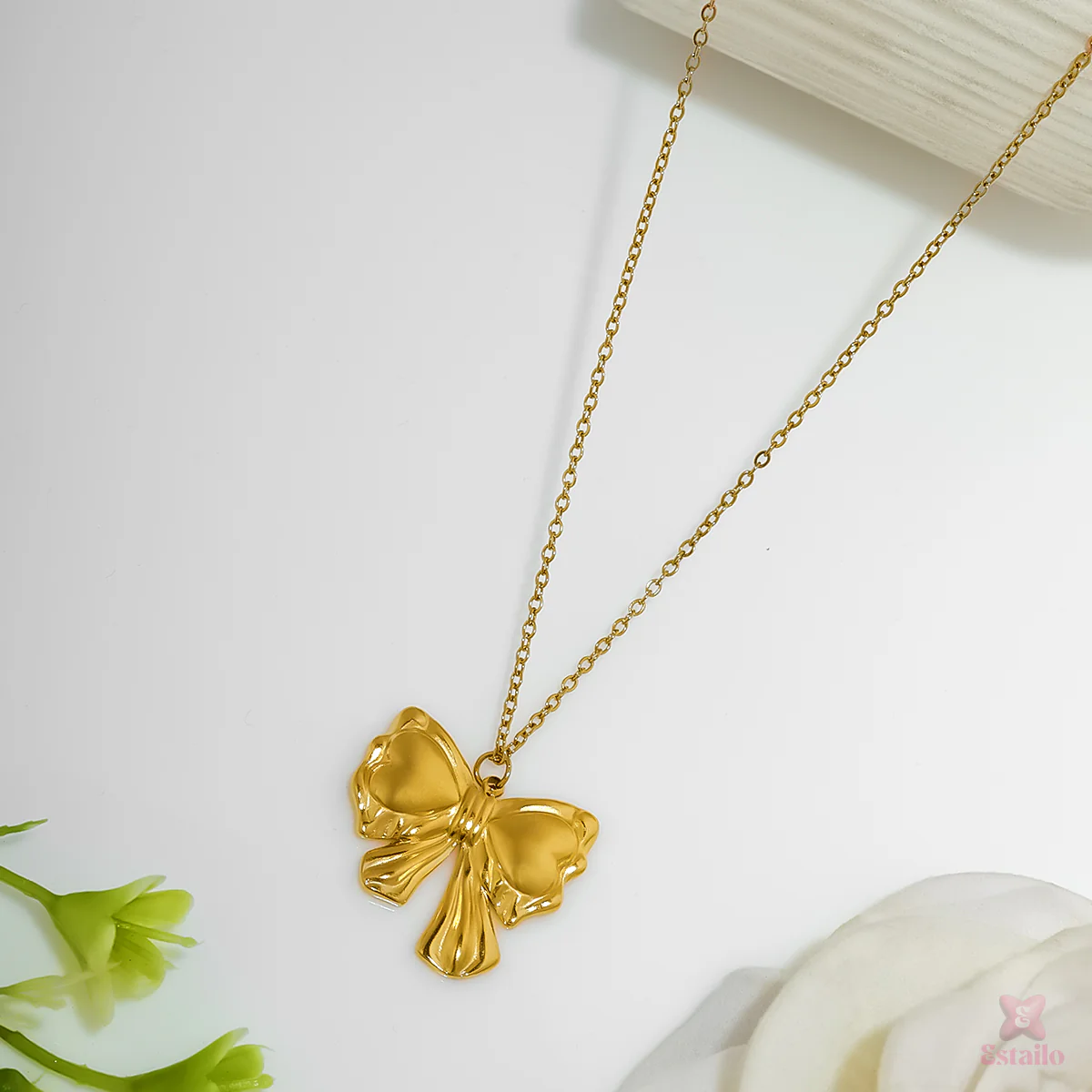 Luxe Gold Ribbon Necklace - Image 4
