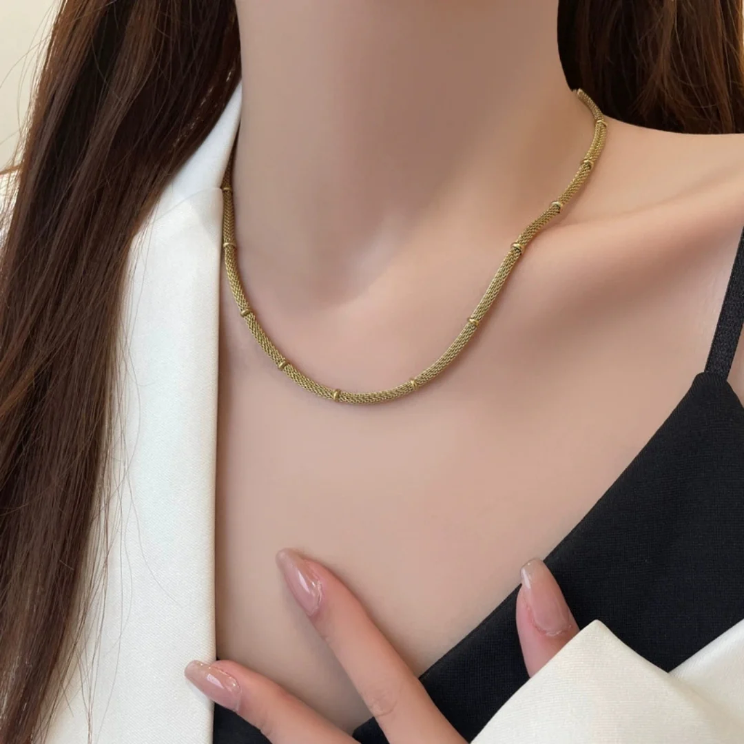 Minimal Muse Gold Chain Necklace - Image 2