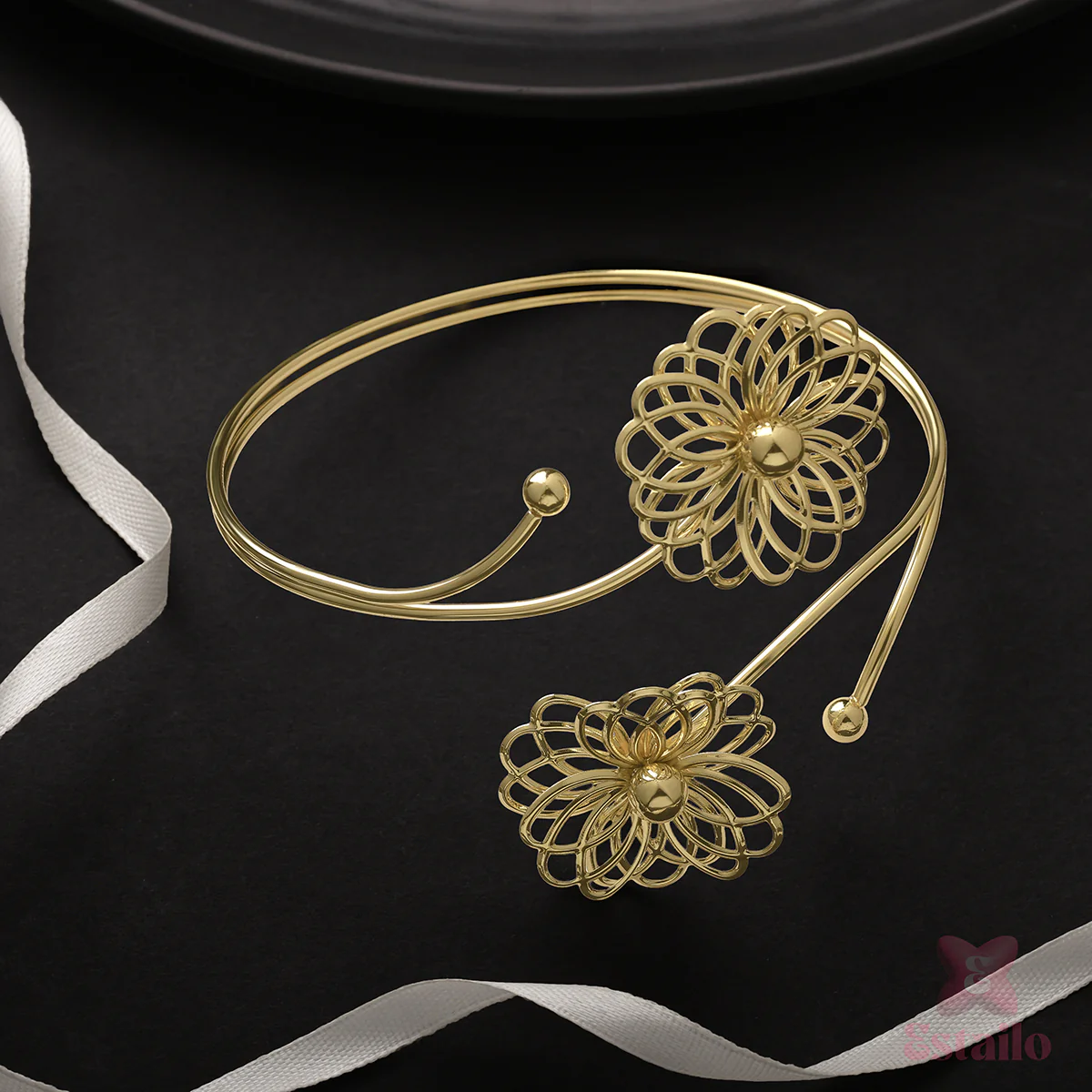Orchid Whirl Daiy Arm Cuff - Image 3