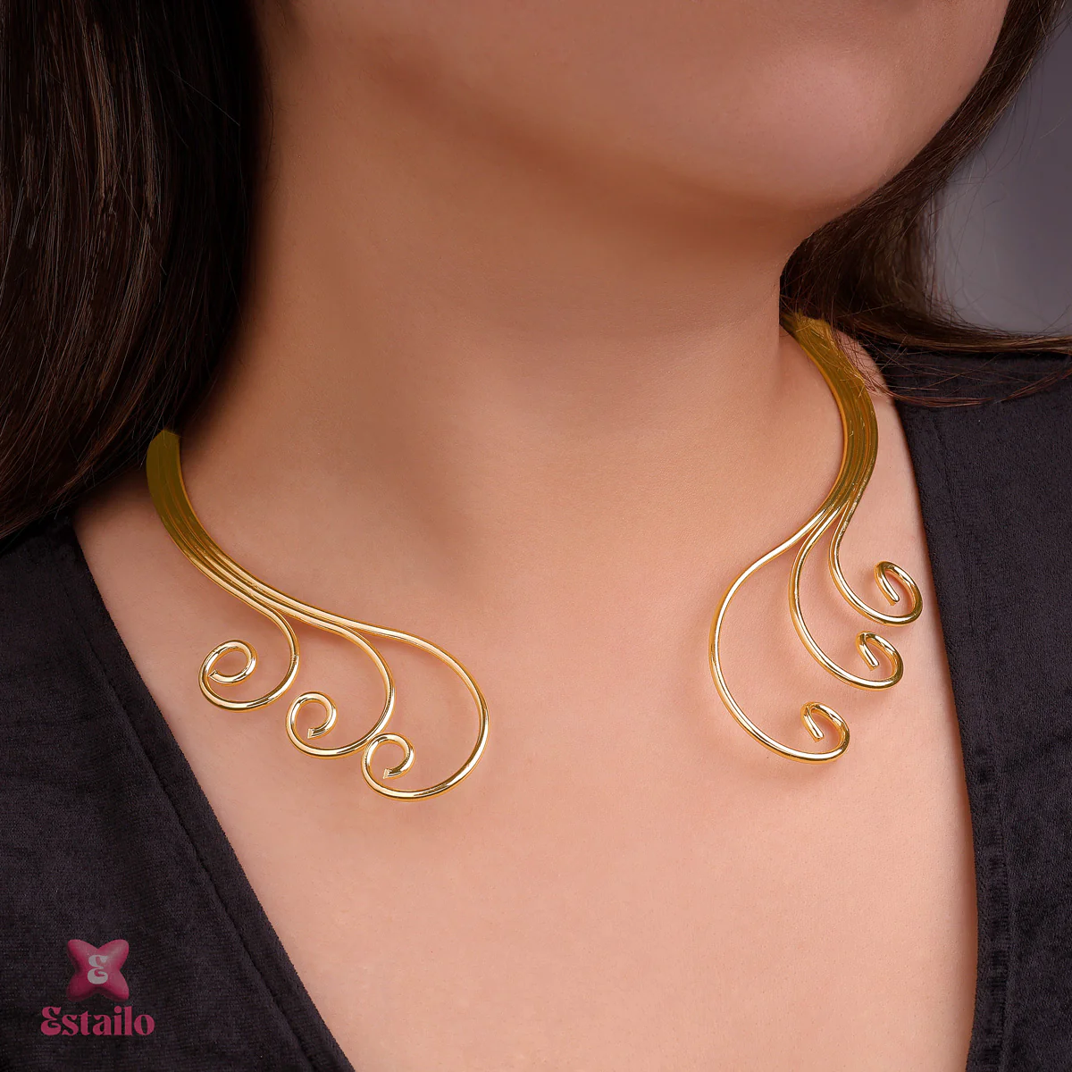 Silpi's Classic Hasli Necklace - Image 2