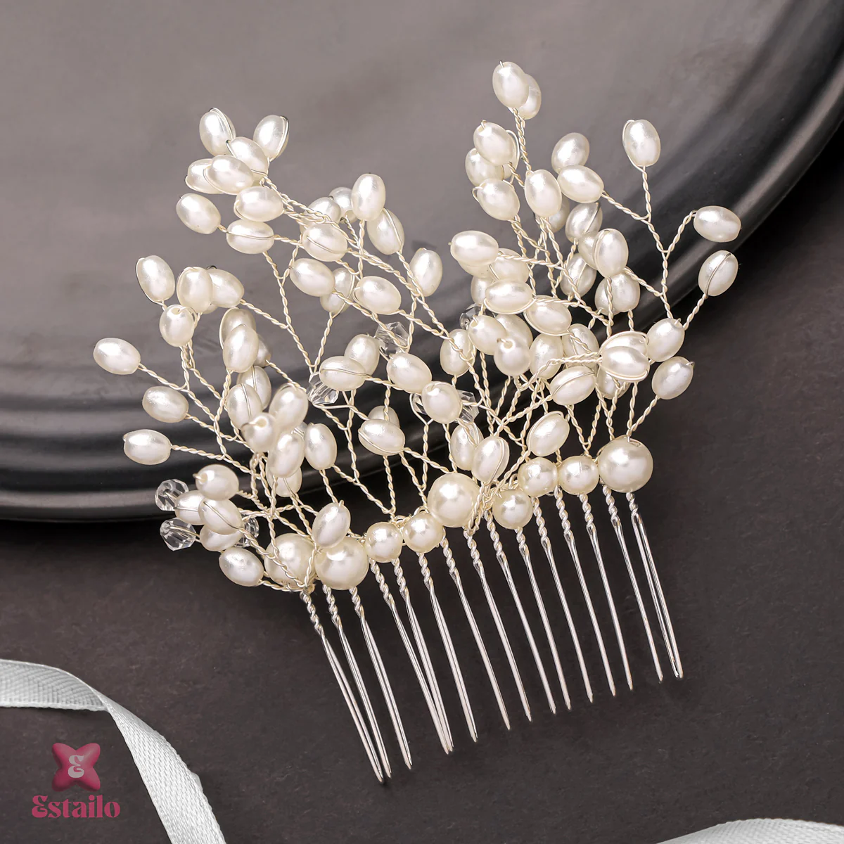 Snowdrop Pearl Hair Comb - Image 2